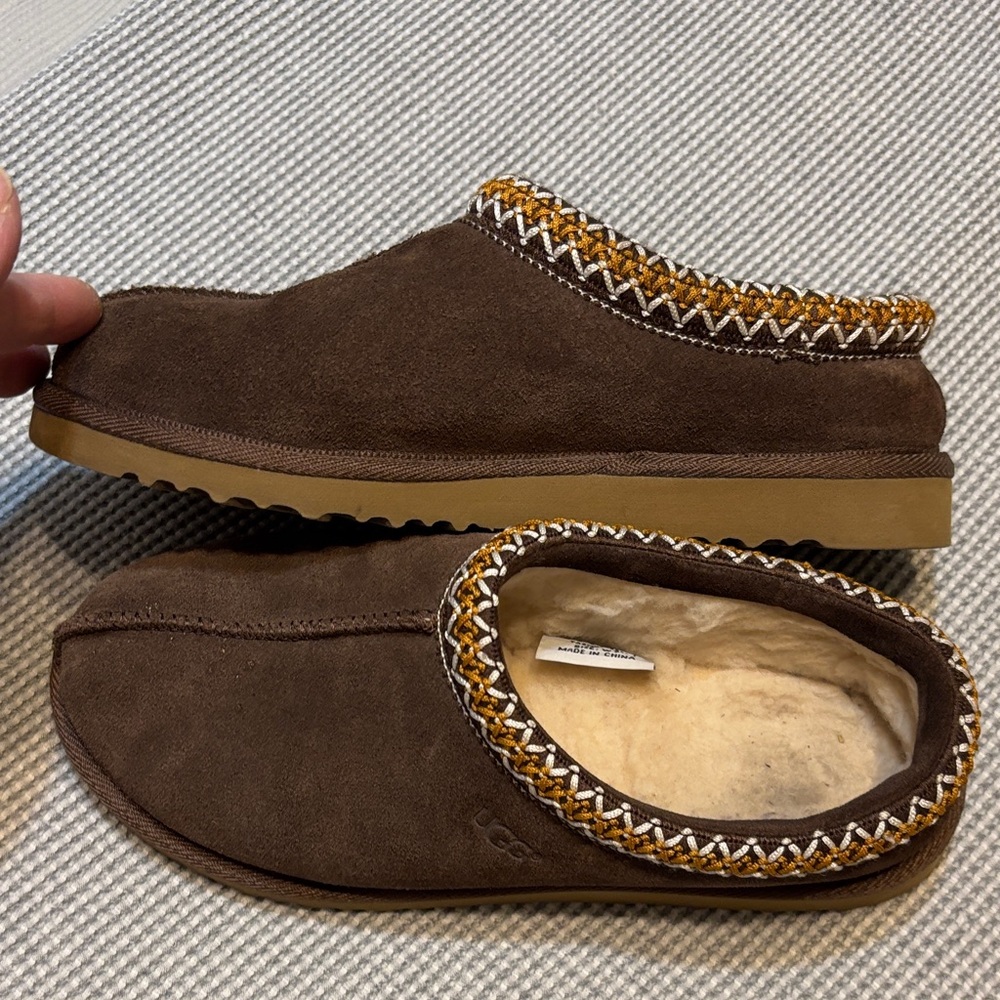 Ugg womens Brown Suede Slip-On Cozy Clog with Patterned Trim - Picture 4 of 11
